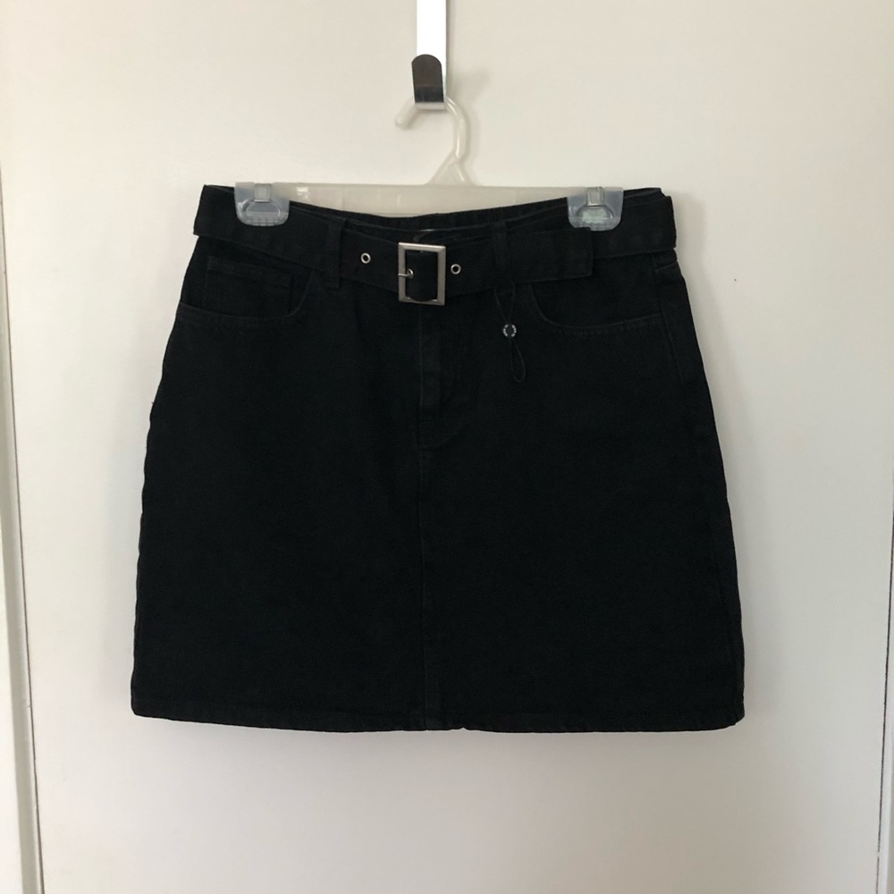 Black denim skirt with Belt